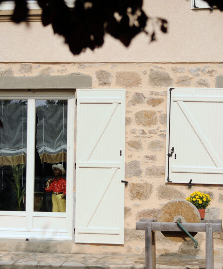 Optimiser l’isolation thermique de ses fenêtres à Fréjus face à la chaleur estivale
