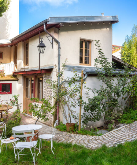 Menuiserie dans le Var : des solutions durables et esthétiques pour le climat méditerranéen